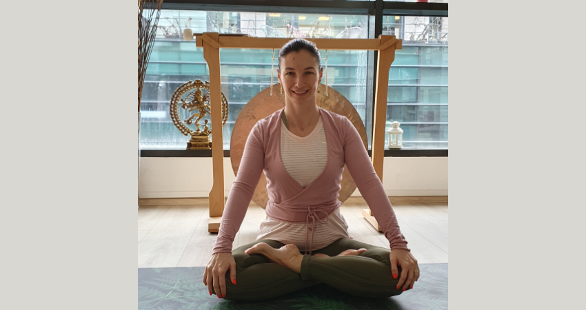 #Suav Yoga | povești despre yoga și orice ne face bine – Cristina Ionescu